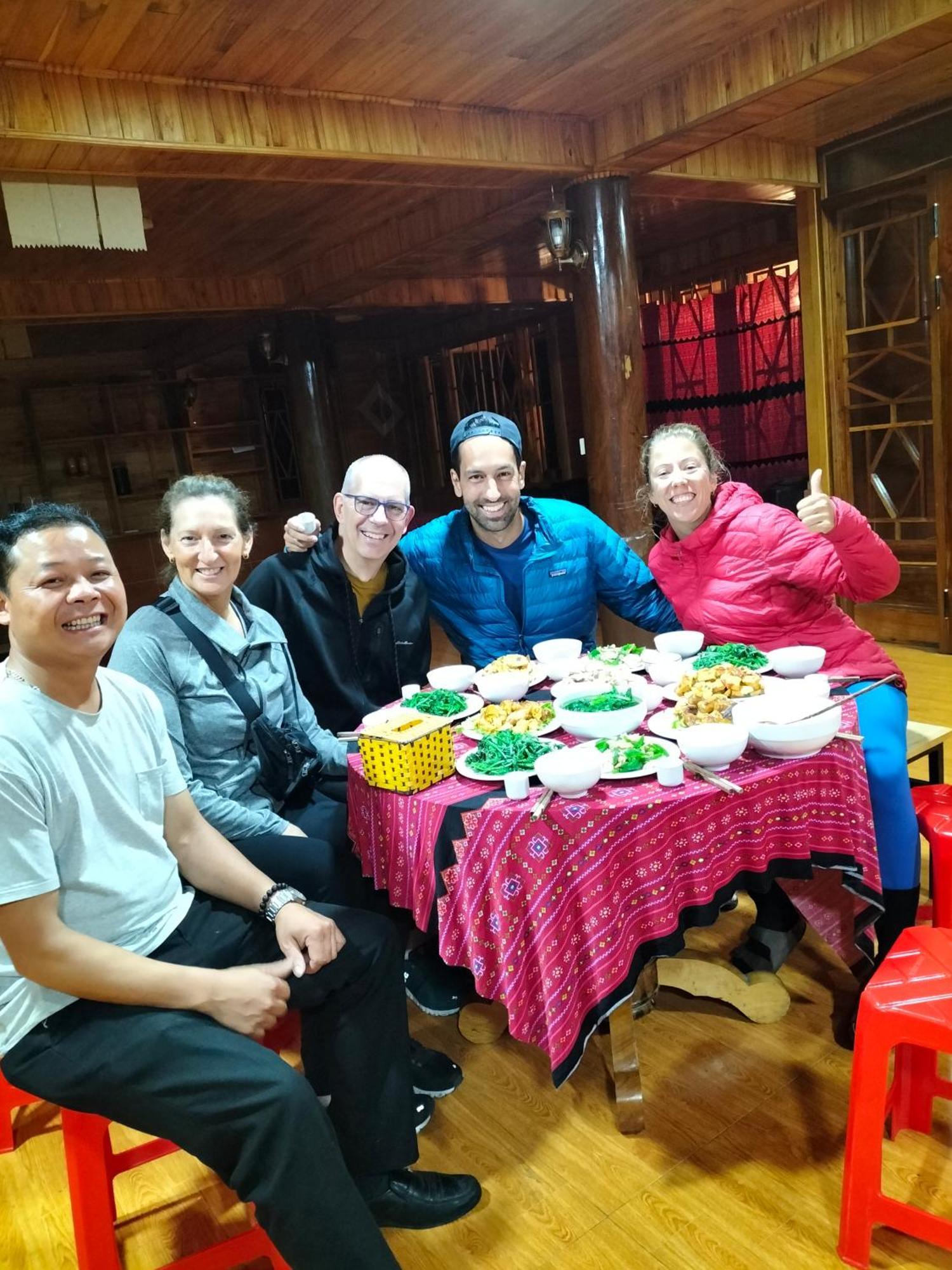 Muong Hoa Hmong Homestay Sa Pa Buitenkant foto